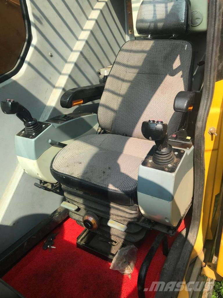 XCMG QAY 160 A/T 크레인