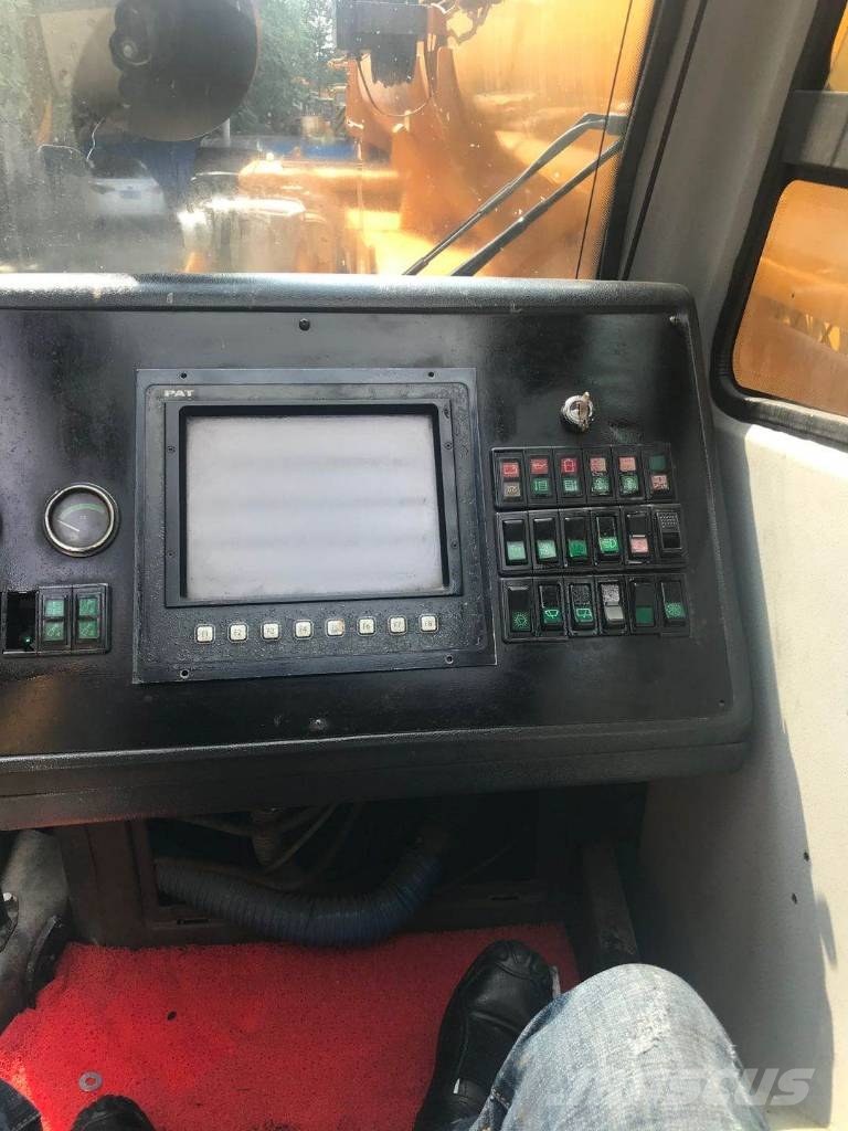 XCMG QAY 160 A/T 크레인