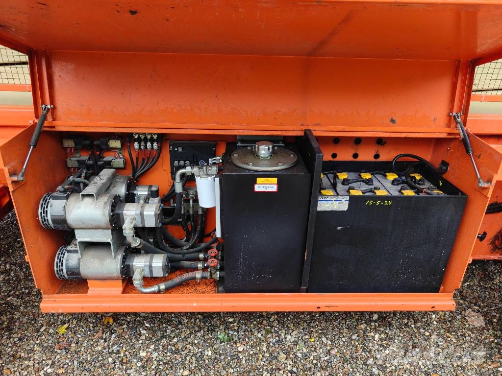 Holland Lift B 165 EL 25 Piattaforme a pantografo