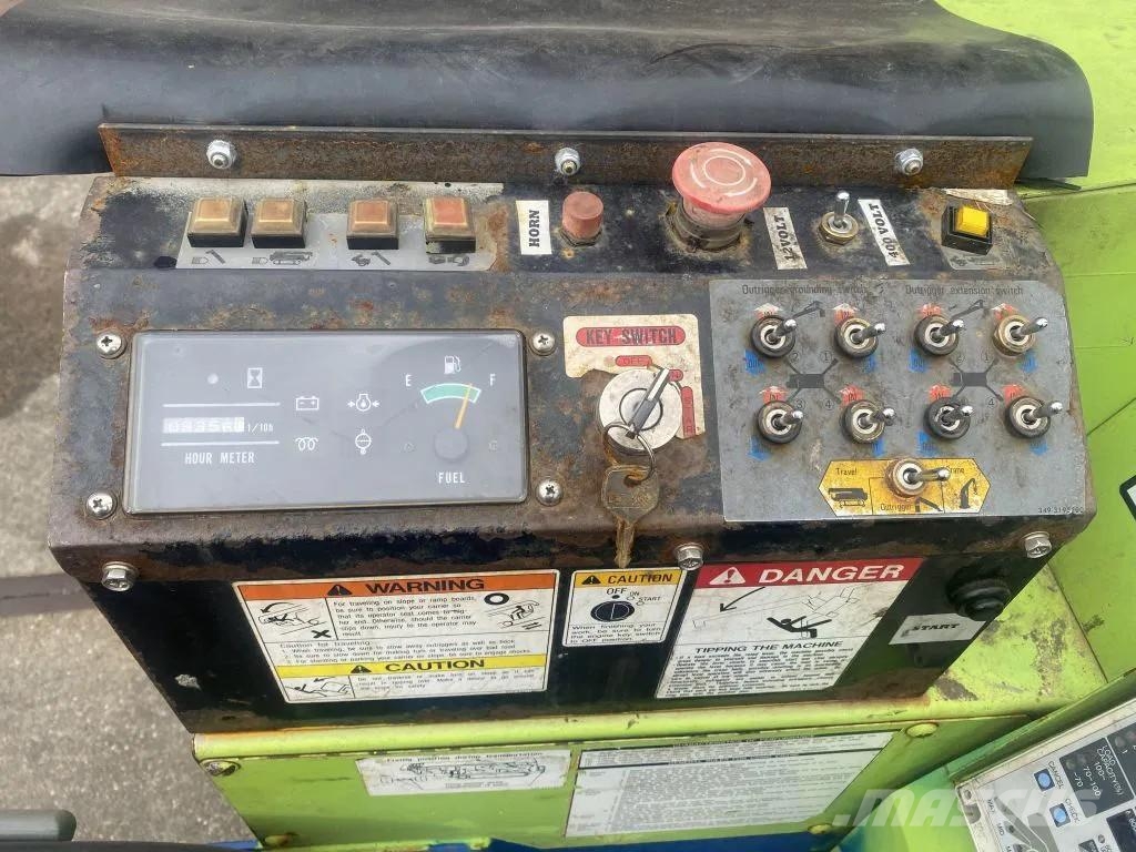Maeda MC-305C Grúas de oruga