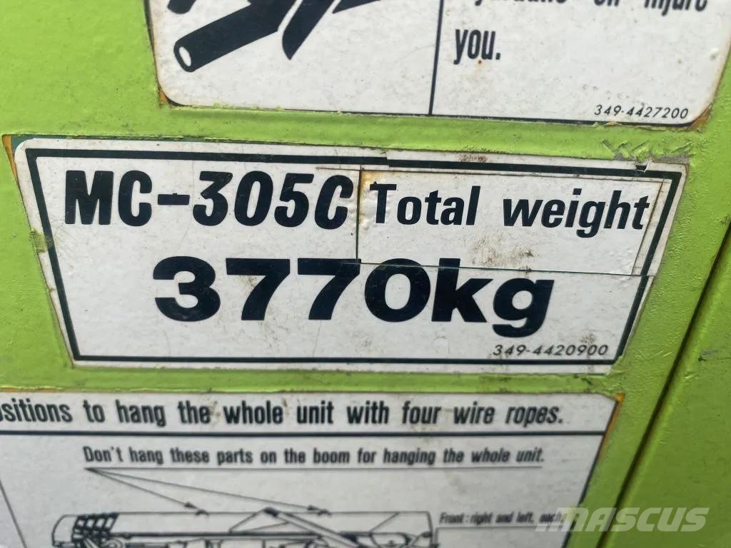 Maeda MC-305C Grúas de oruga