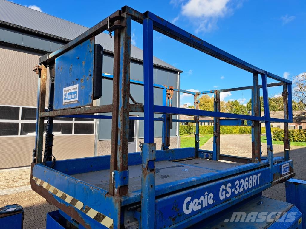 Genie GS 3268 RT Scheren-Arbeitsbühnen