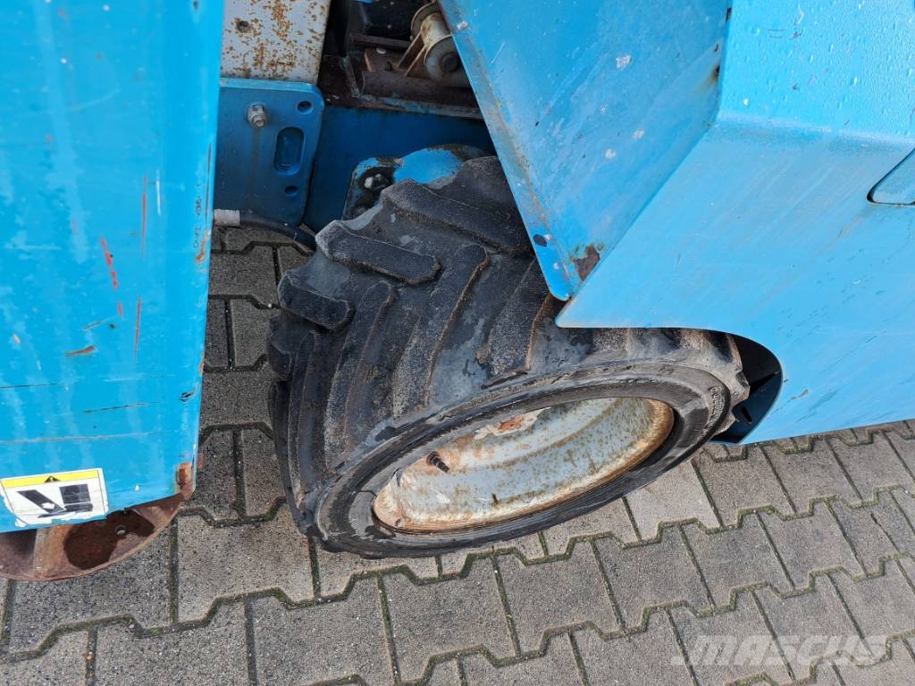 Genie GS 3268 RT Scheren-Arbeitsbühnen