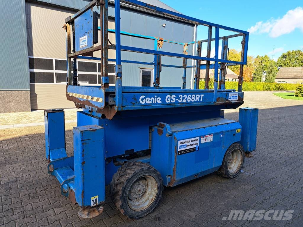 Genie GS 3268 RT Scheren-Arbeitsbühnen
