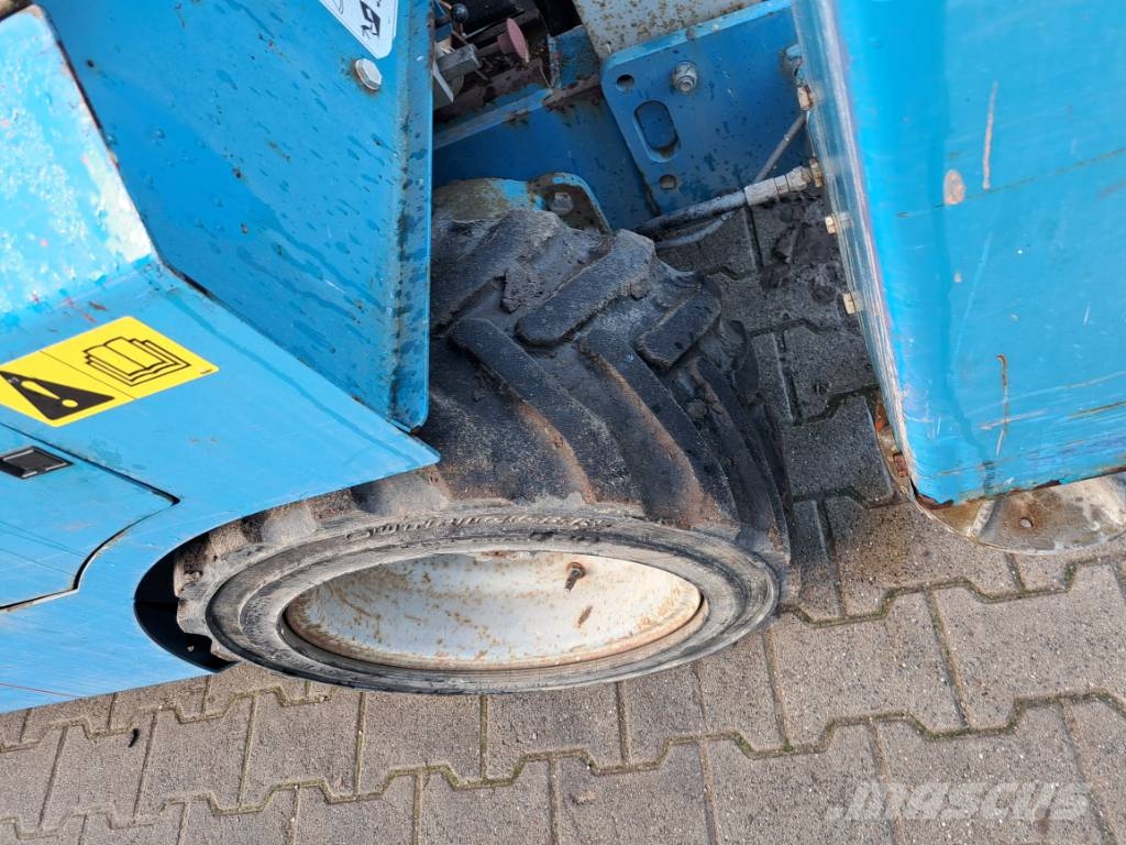Genie GS 3268 RT Scheren-Arbeitsbühnen