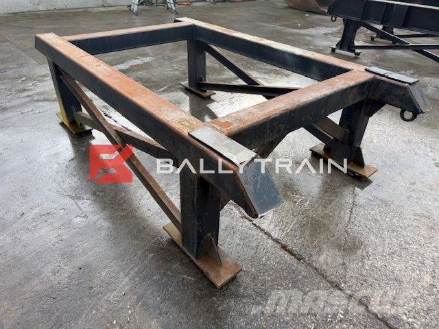 Work Benches 破碎机