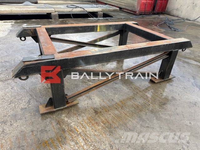 Work Benches 破碎机