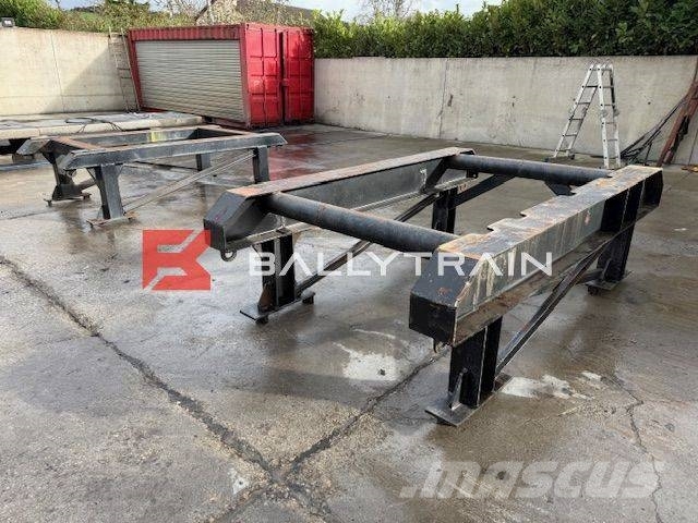 Work Benches 破碎机