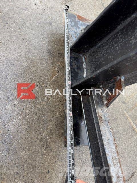 Work Benches 破碎机
