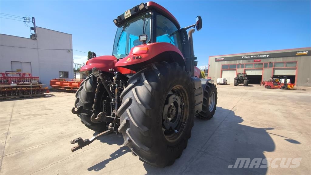 Case IH MAGNUM 340 Tractors