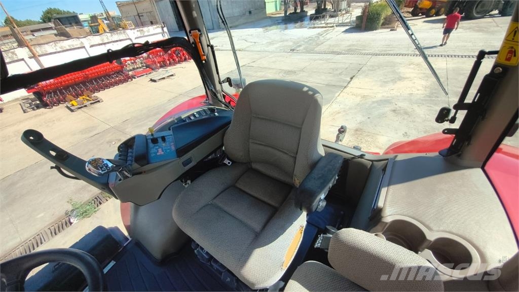 Case IH MAGNUM 340 Tractors
