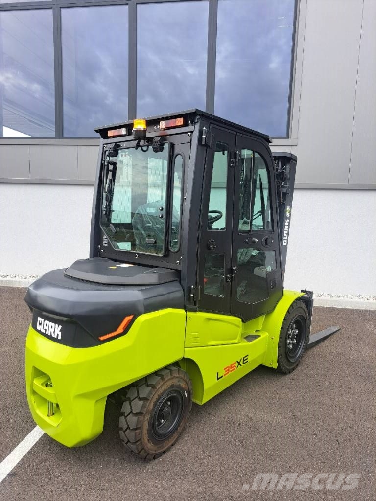 Clark L 35 XE Electric forklifts
