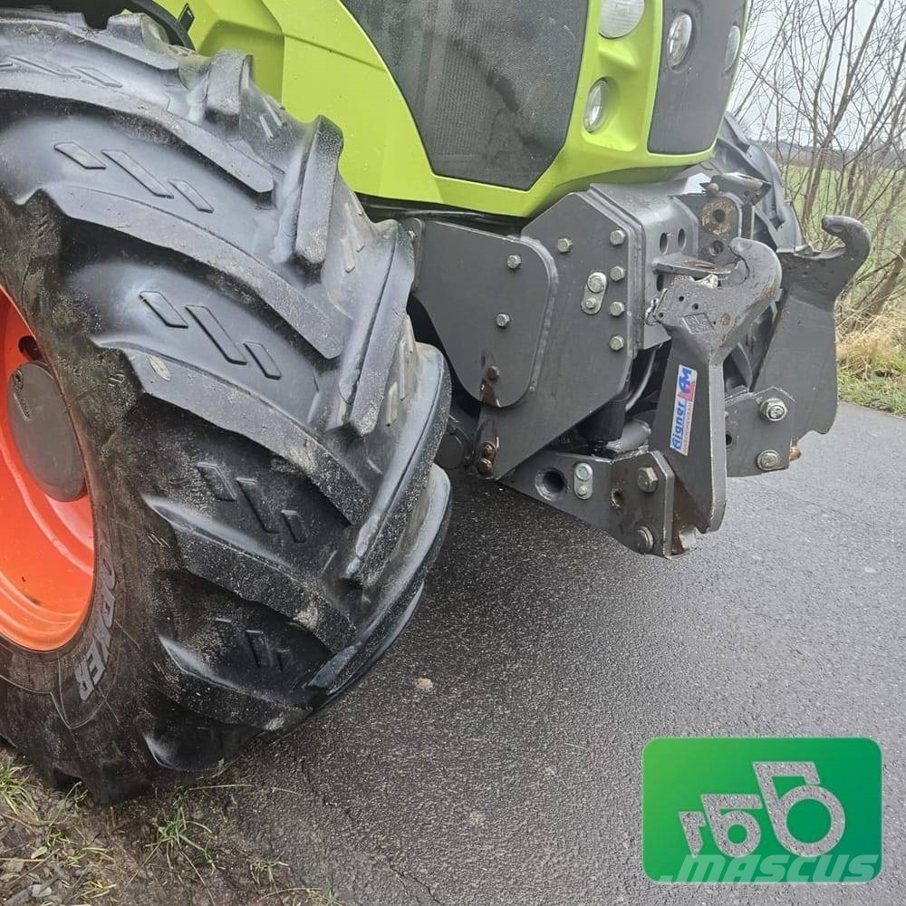 CLAAS Axion 820 A09 820 A09 Tractors