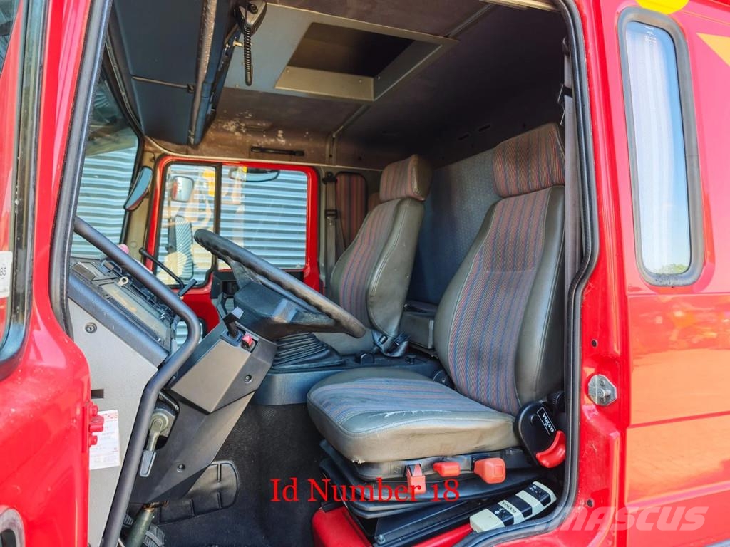 Volvo FL 6 210 Intercooler 4x2 Tailgate NL Truck! Camiones con caja de remolque