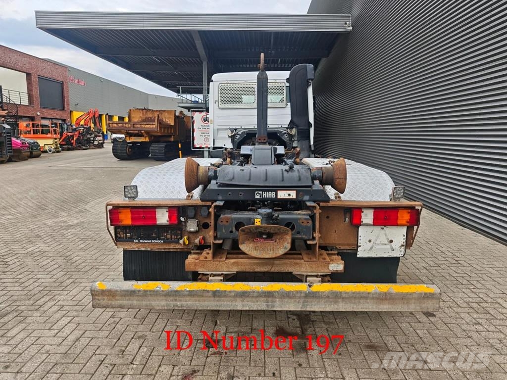 Mercedes-Benz Actros 2641 6x4 HiabMultilift XR21S51 Vrachtwagen met containersysteem
