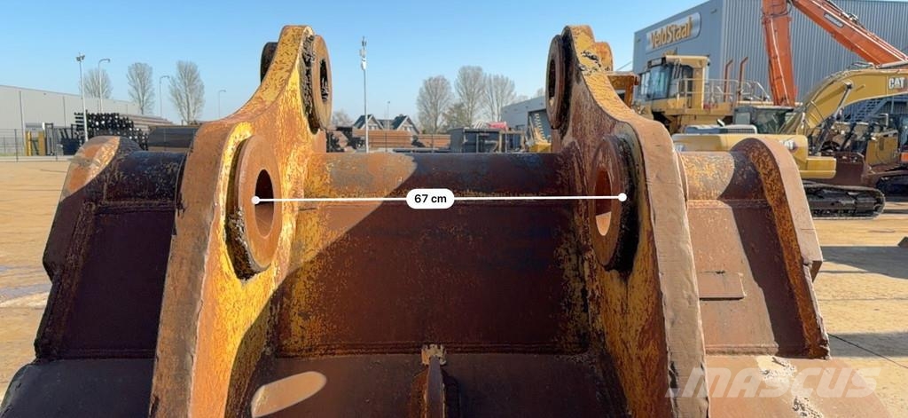 CAT teeth Bucket 385 دلاء