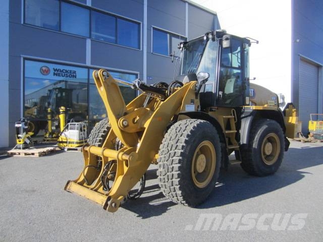 CAT 920 Pyöräkuormaajat