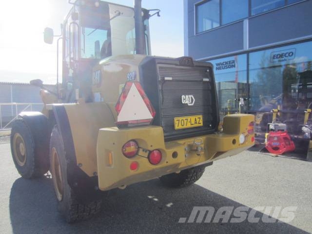 CAT 920 Pyöräkuormaajat