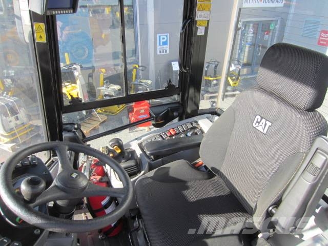CAT 920 Pyöräkuormaajat