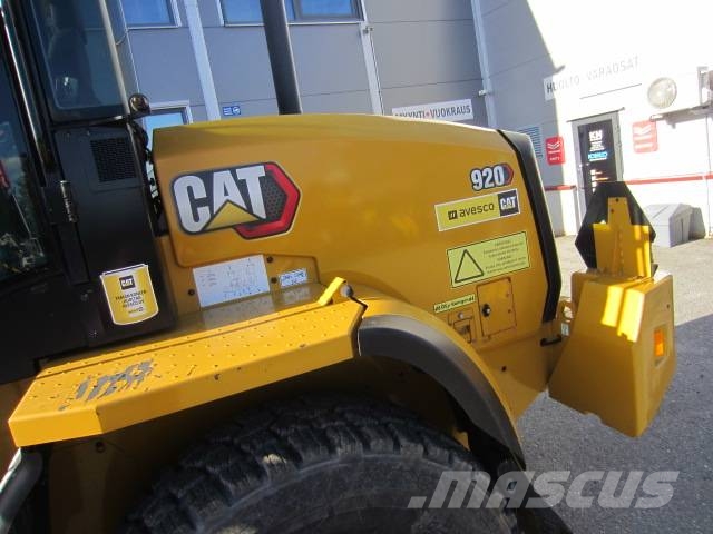 CAT 920 Pyöräkuormaajat