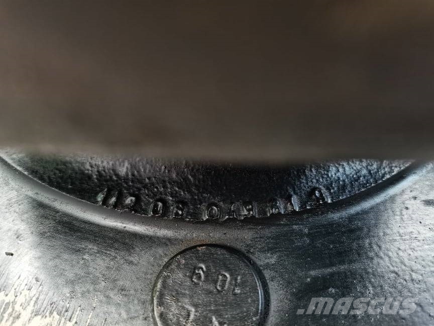 New Holland LM 445 {satellite basket Spicer} Axles