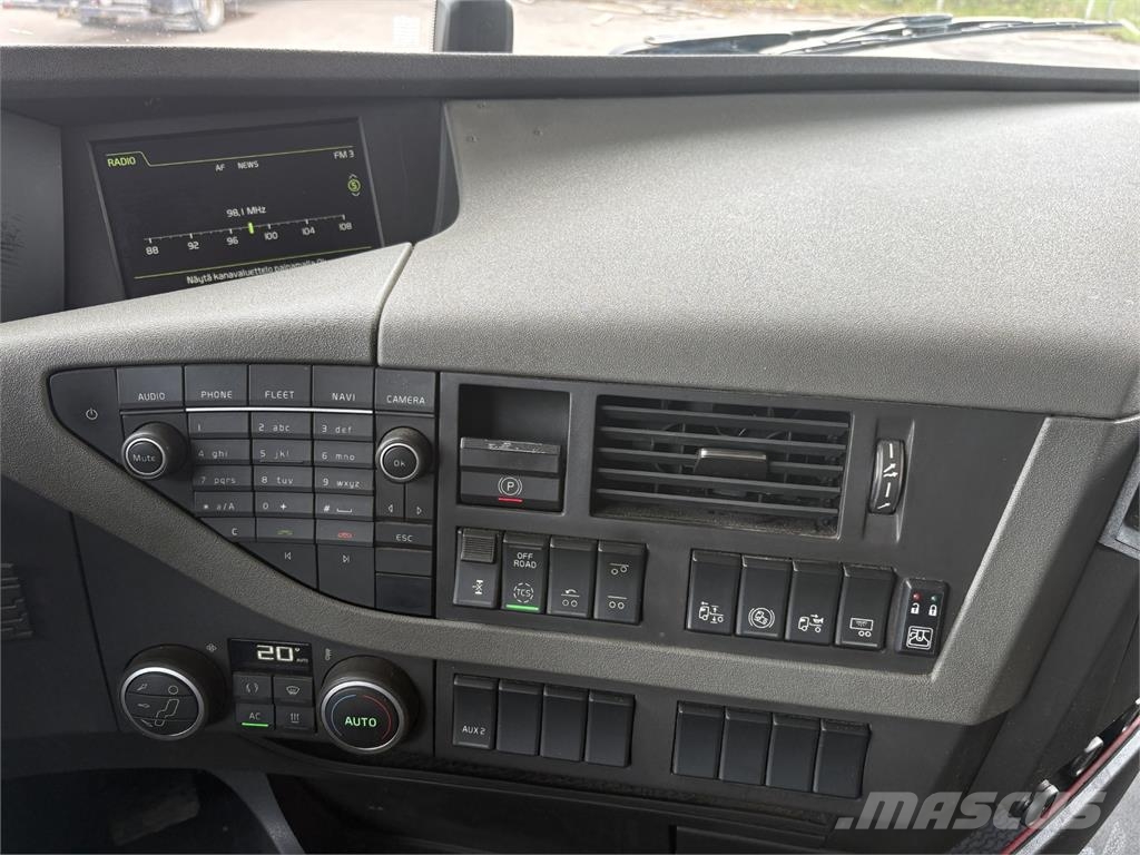 Volvo FH500 6x2 Camiones con caja de remolque