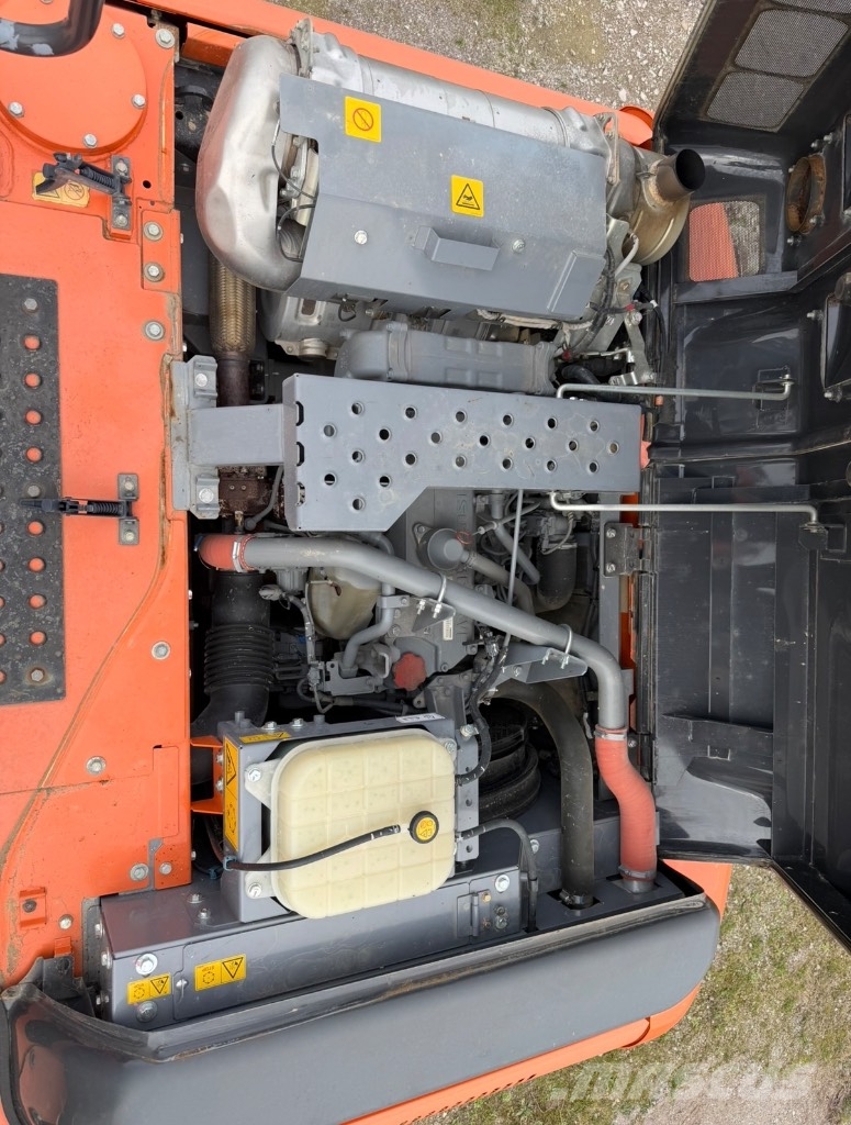 Hitachi ZX 210 LC N-6 Bagri goseničarji