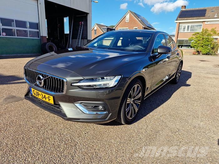 Volvo S60 2.0 T4 Inscription | 25.500km | Harman Kardon Voiture