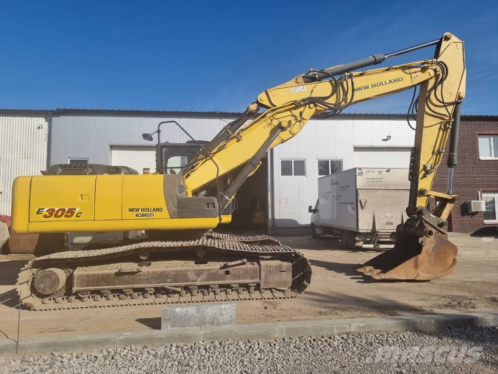 New Holland Kobelco E305 Crawler excavators