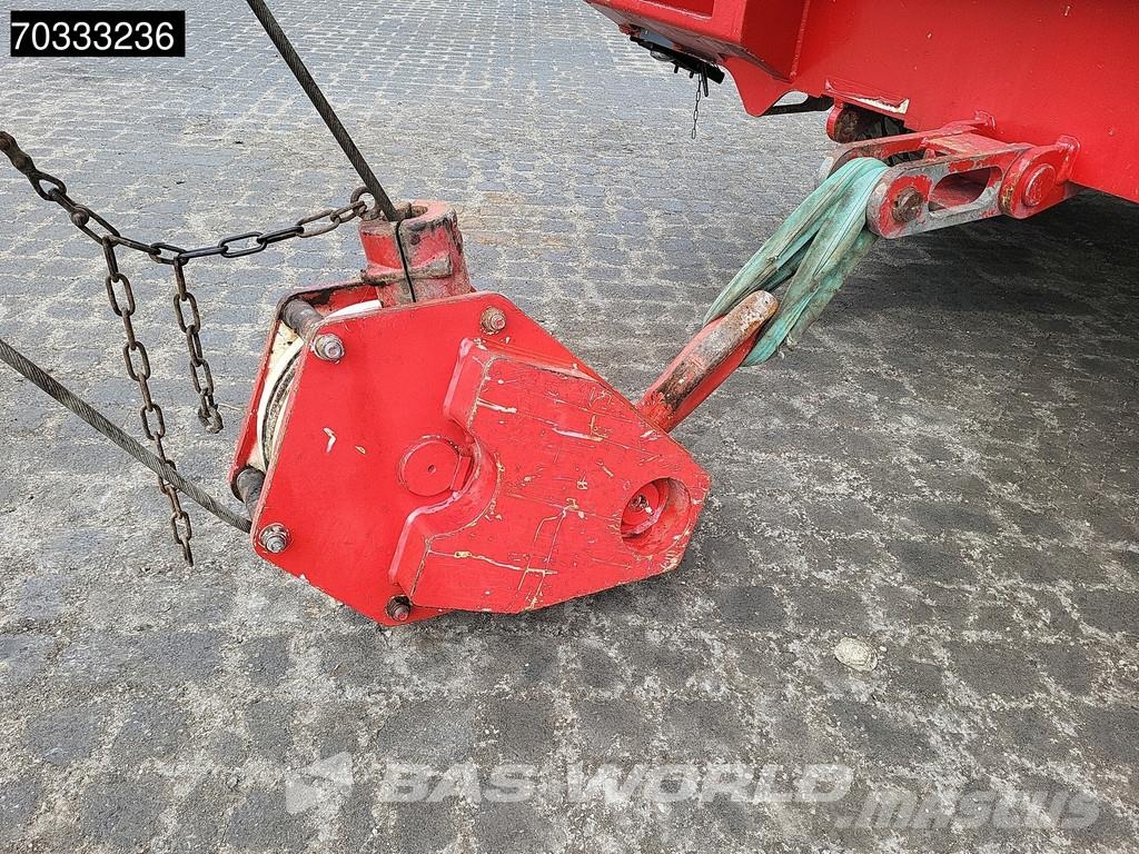 Demag AC25 Raske maastiku tõstukid
