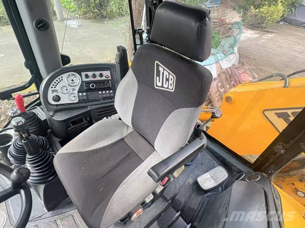 JCB 4 CX Backhoe