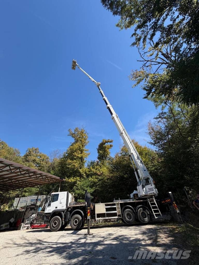 Bronto Skylift S70 MDT Camion nacelle