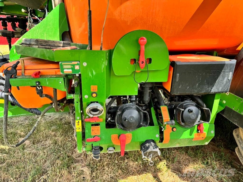 Amazone UX 11200 Ρυμουλκούμενα ψεκαστικά