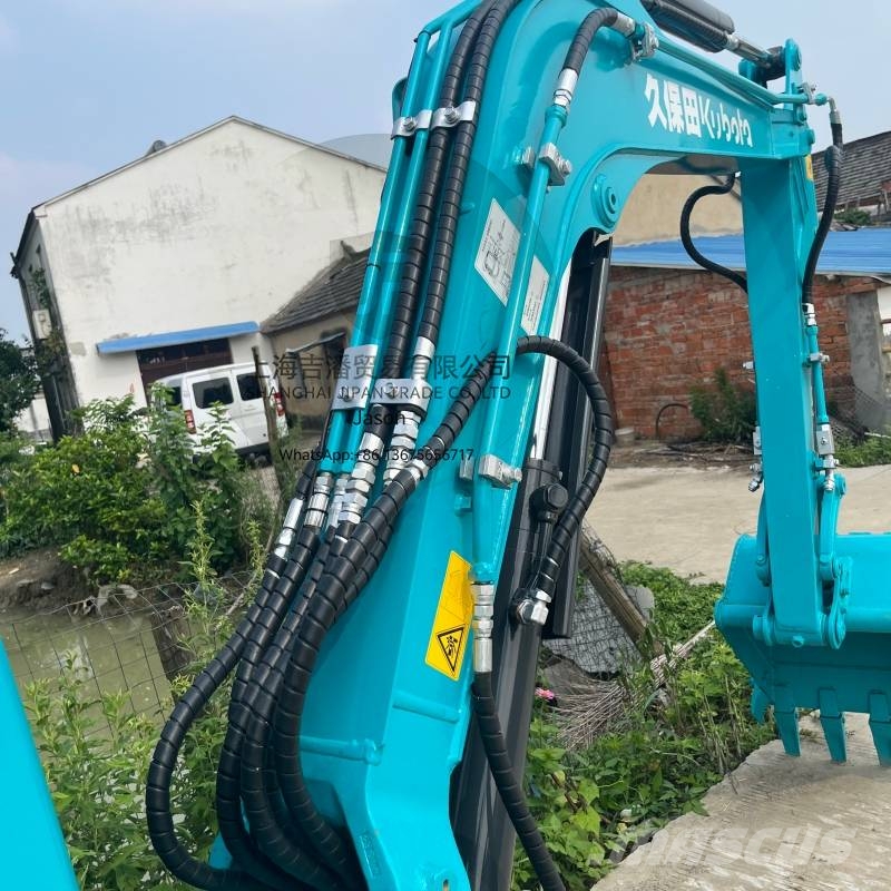 Kubota KX 135 소형 굴삭기 7톤 미만