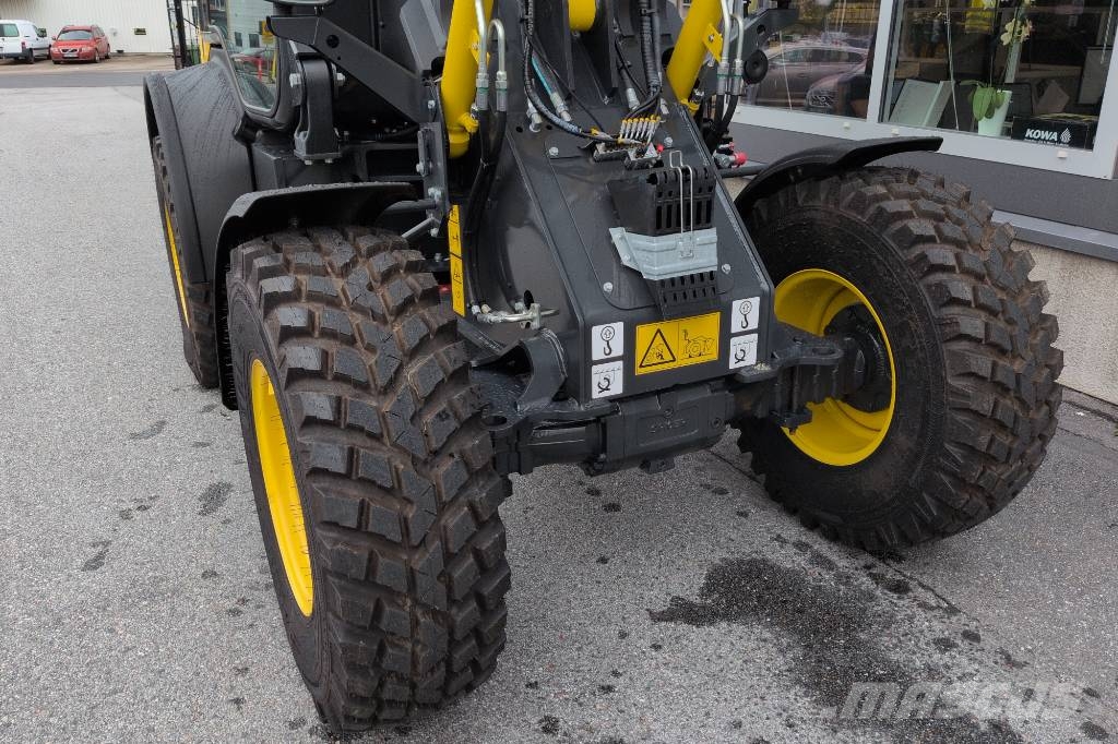 Komatsu WA 80M-8EO Kampanj! Plogmaskin Tekerlekli yükleyiciler