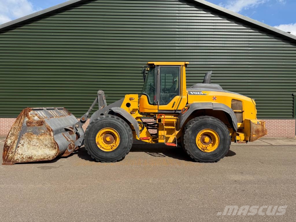 Volvo L 110 H Pale gommate