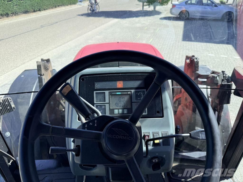 McCormick MC115 Traktory