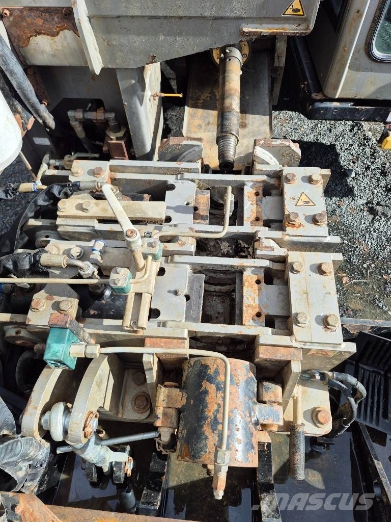 Tracto - Grundodrill 15XP الحفارات الأفقية