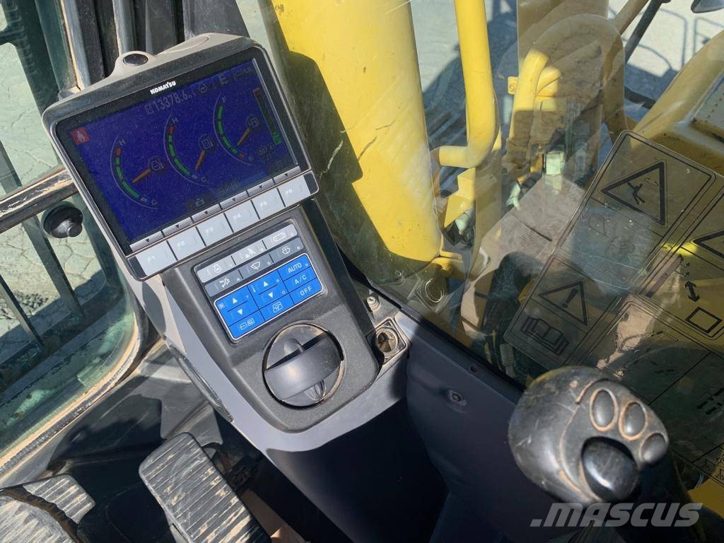 Komatsu PC 290 NLC-10 Paletli ekskavatörler