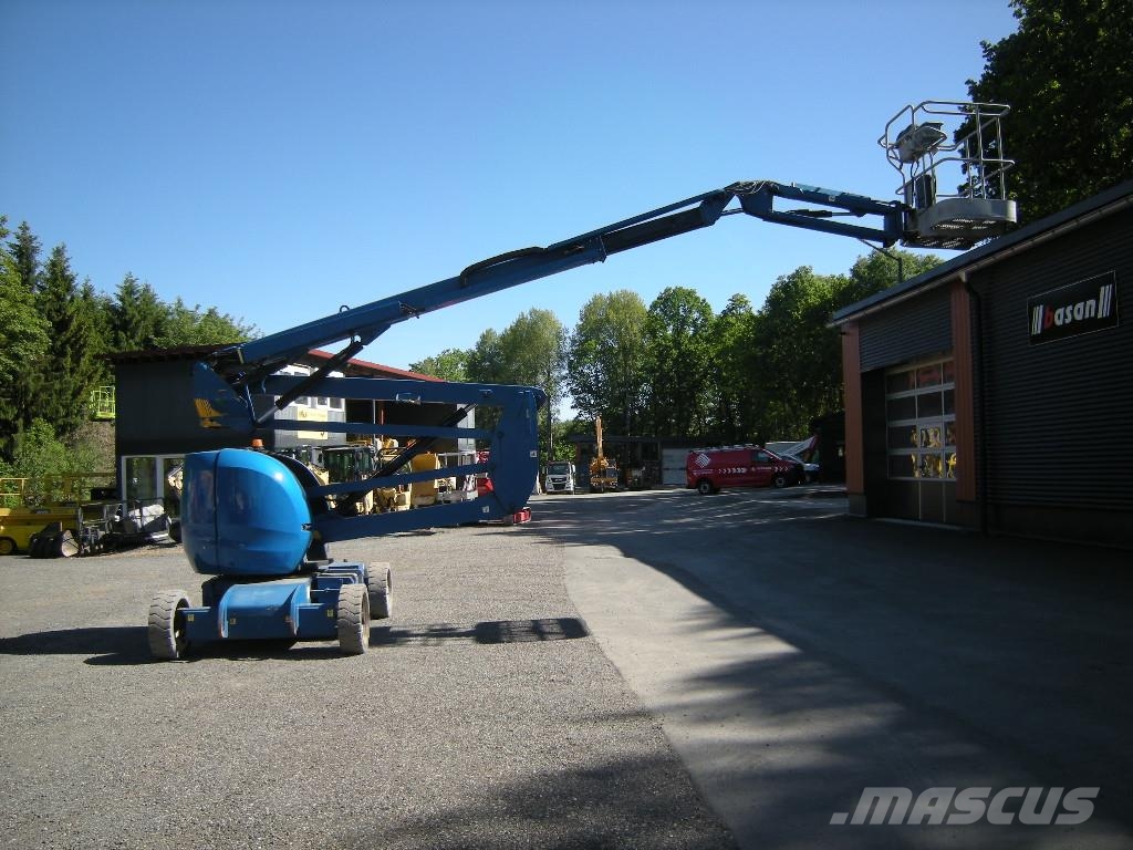 Manitou 170 AET Колінчаті підйомники