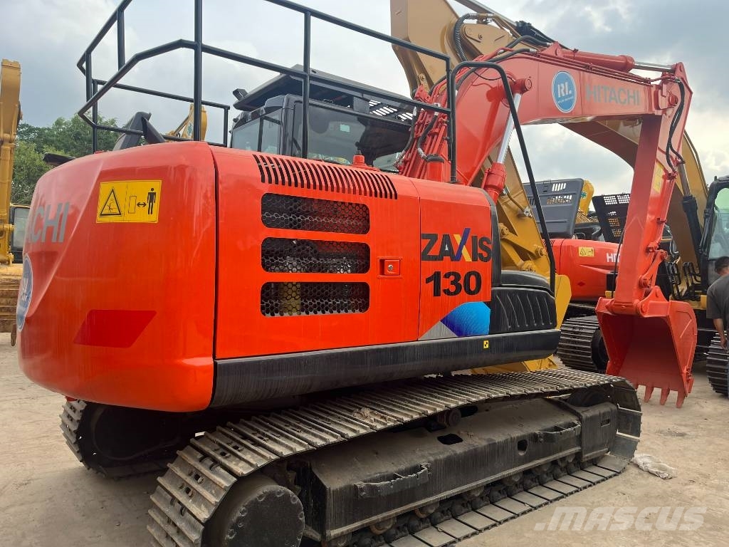 Hitachi ZX 130 Lánctalpas kotrók
