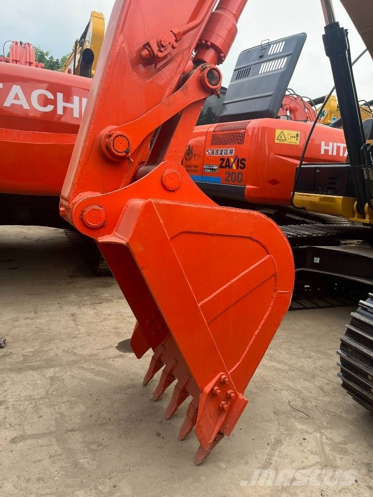 Hitachi ZX 130 Lánctalpas kotrók