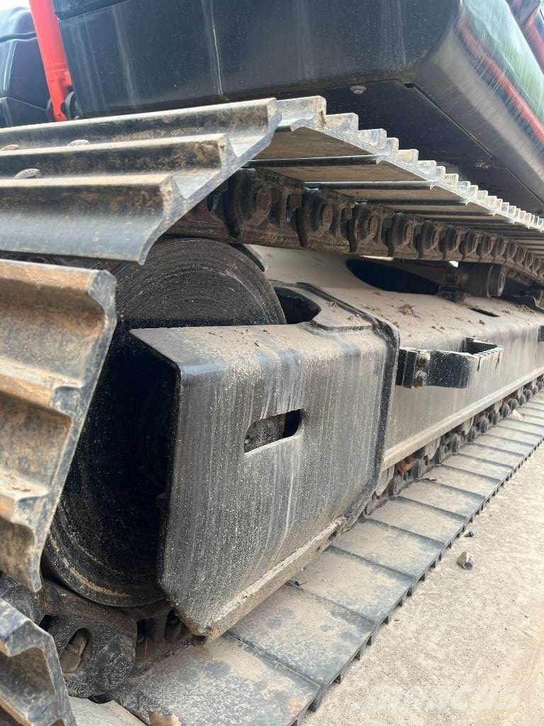 Hitachi ZX 130 Lánctalpas kotrók