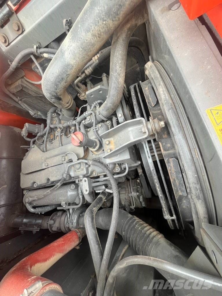 Hitachi ZX 130 Lánctalpas kotrók
