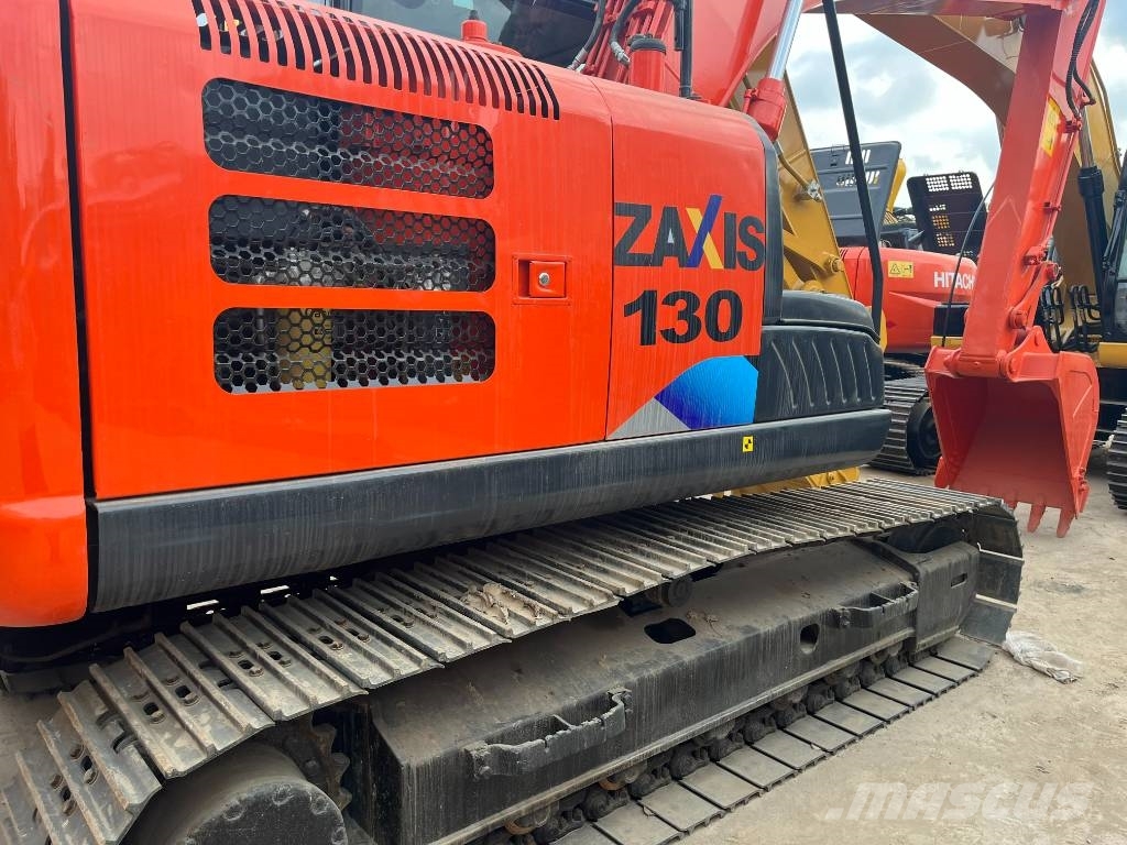Hitachi ZX 130 Lánctalpas kotrók