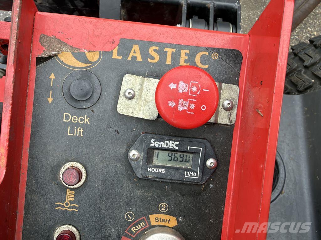 Lastec 2261 ADC zeroturn maaier Traktorske kosilice
