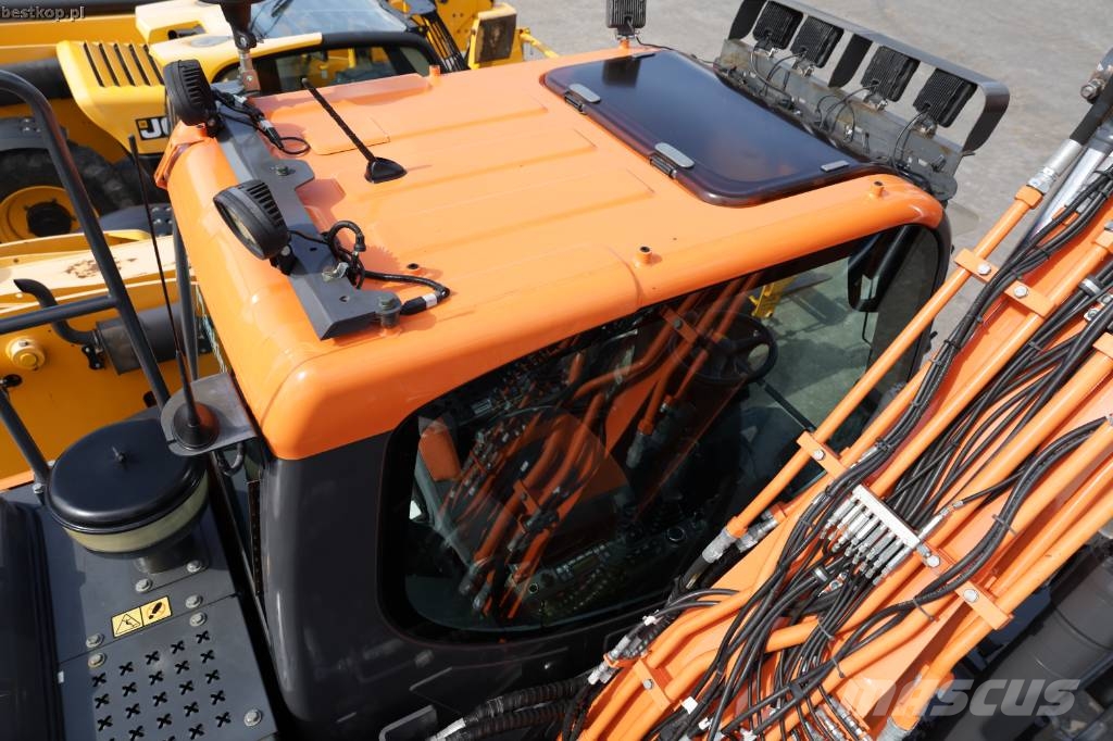 Doosan DX 170 W-5 Wielgraafmachines