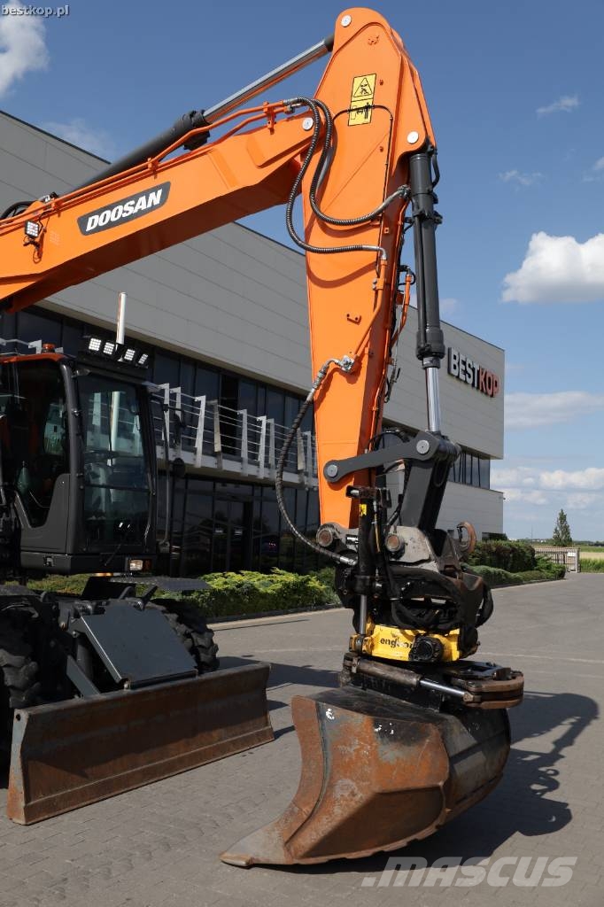Doosan DX 170 W-5 Wielgraafmachines