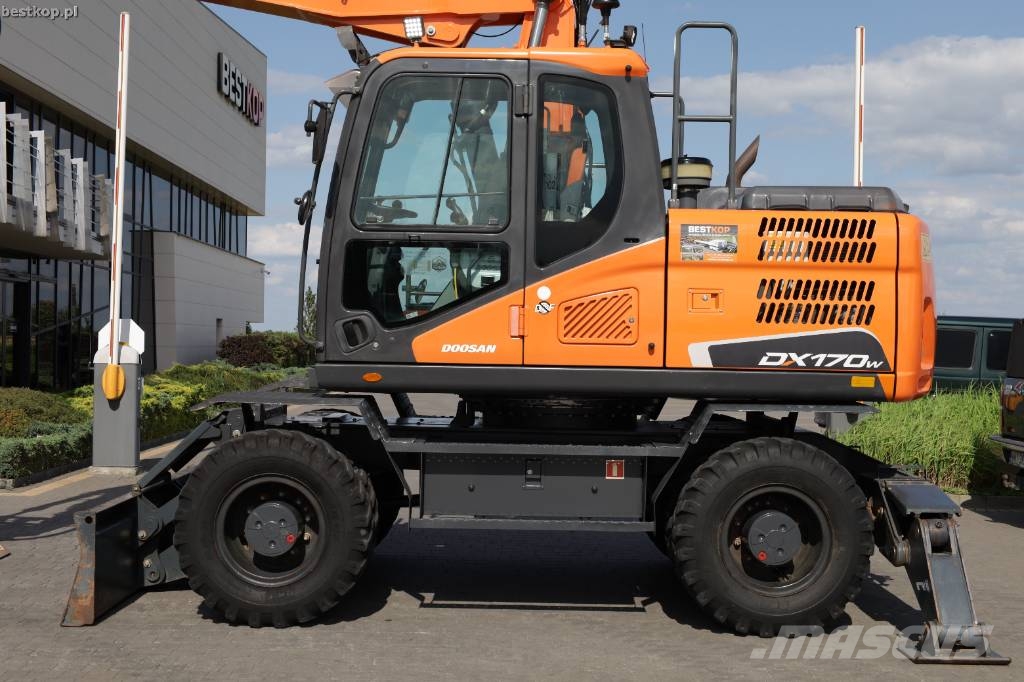 Doosan DX 170 W-5 Wielgraafmachines