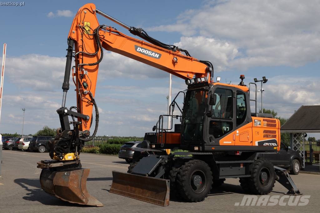 Doosan DX 170 W-5 Wielgraafmachines
